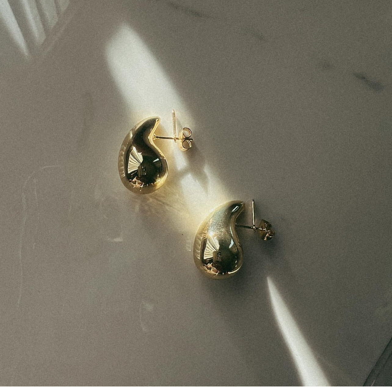 Teardrop Earrings - PrettynGoldd