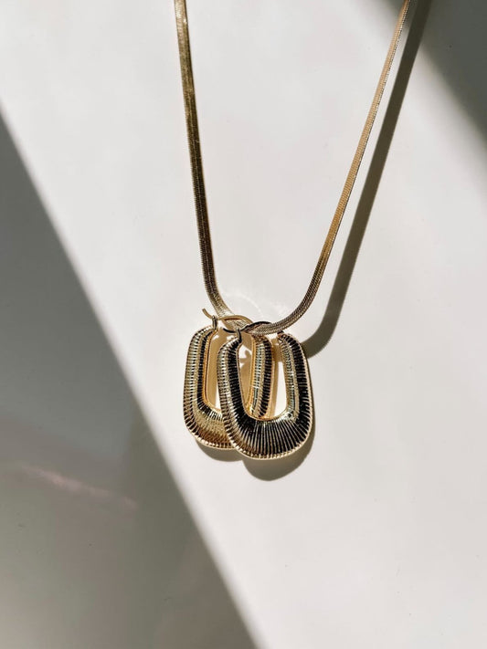 Valentina - PrettynGoldd